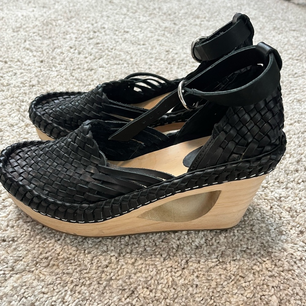 Free People Hurache wedges size 38
